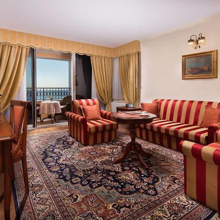 Hotel Savoy Opatija Bagian luar foto