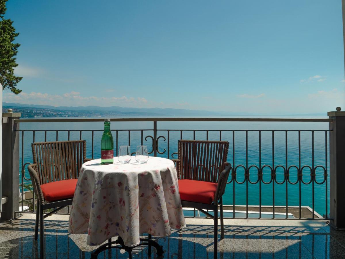 Hotel Savoy Opatija Bagian luar foto