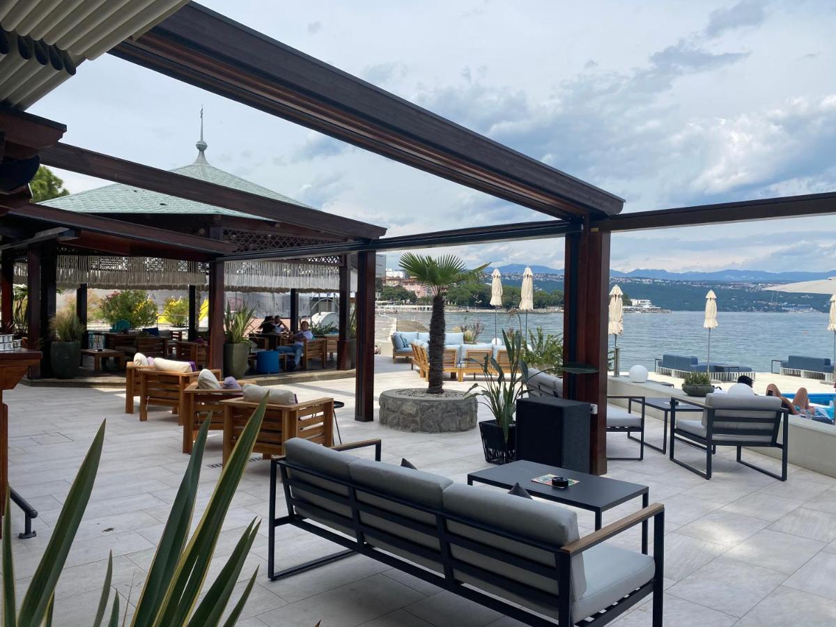 Hotel Savoy Opatija Bagian luar foto