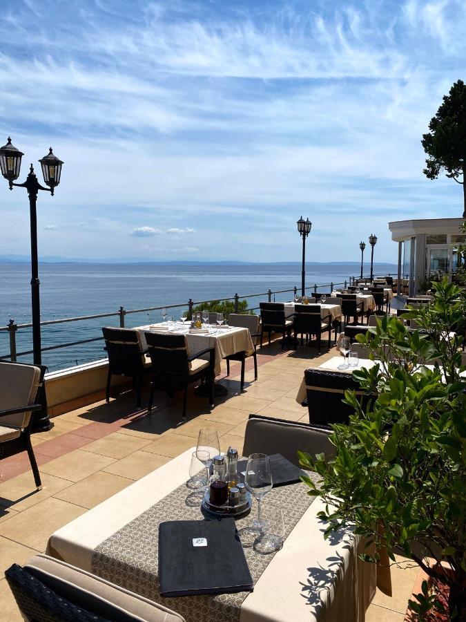 Hotel Savoy Opatija Bagian luar foto
